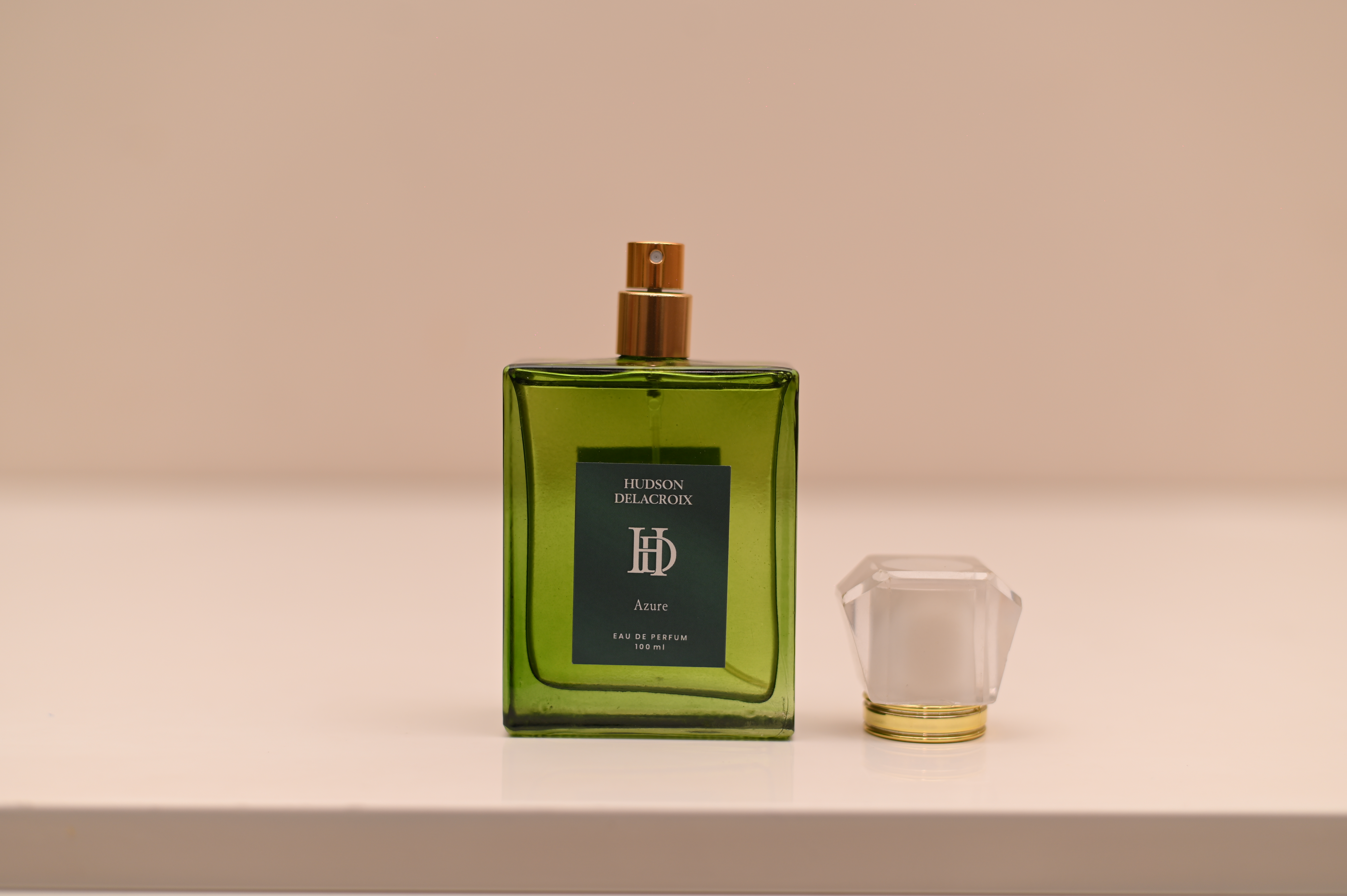 OCEAN GREEN FRESH WITH LAVENDER AND WOODY FRAGRANCE