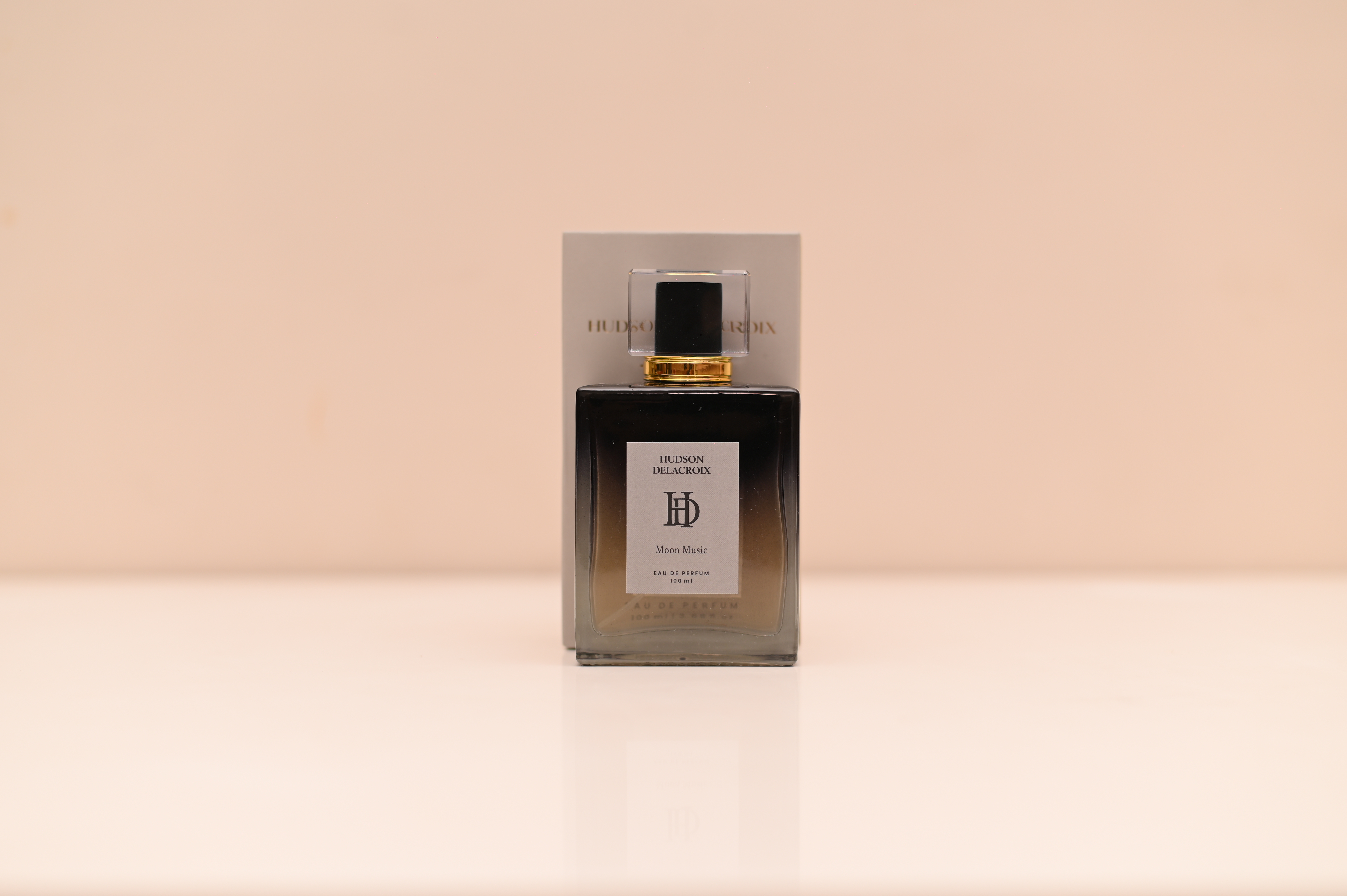 PARTY NIGHT , BLACK WITH FLORAL VANILLA POWDERY AND SPICY FRAGRANCE